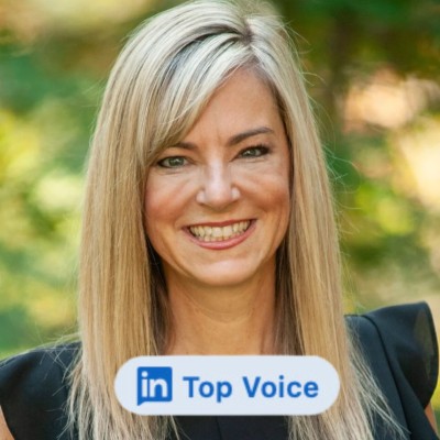 Leslie Hughes | LinkedIn Trainer